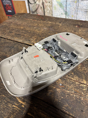 1999 2000 2001 2002 DODGE RAM 2500 3500 OVERHEAD CONSOLE SUNGLASSES HOLDER LIGHT