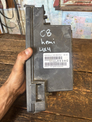 2008 DODGE RAM 1500 4x4 TIPM FUSEBOX 68028003ac TOTAL INTEGRATED POWER MODULE