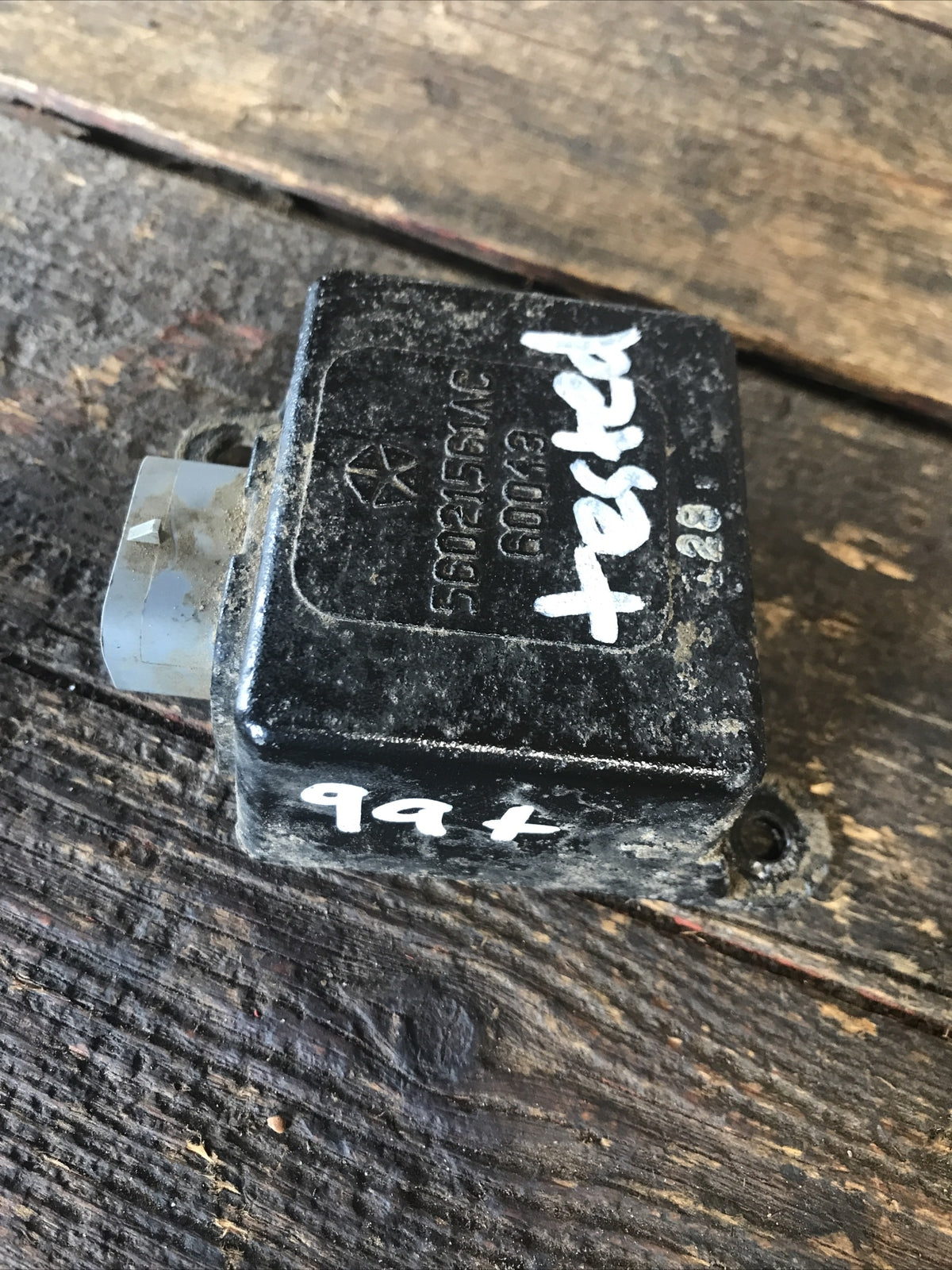 1999-2002 DODGE RAM 1500 2500 3500 DAYTIME RUNNING MODULE 56021561AC WORKS GOOD