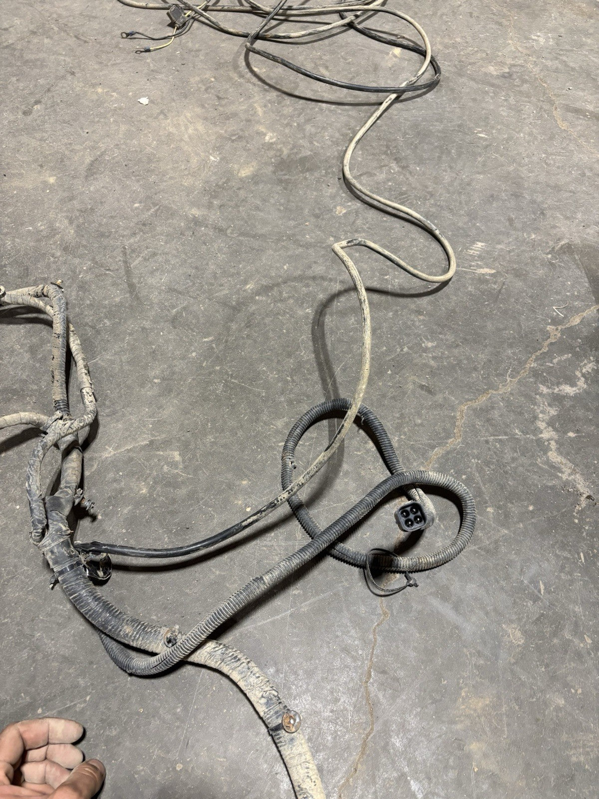 2012 DODGE RAM 3500 4DOOR LONGBOX FRAME CHASSIS WIRING HARNESS