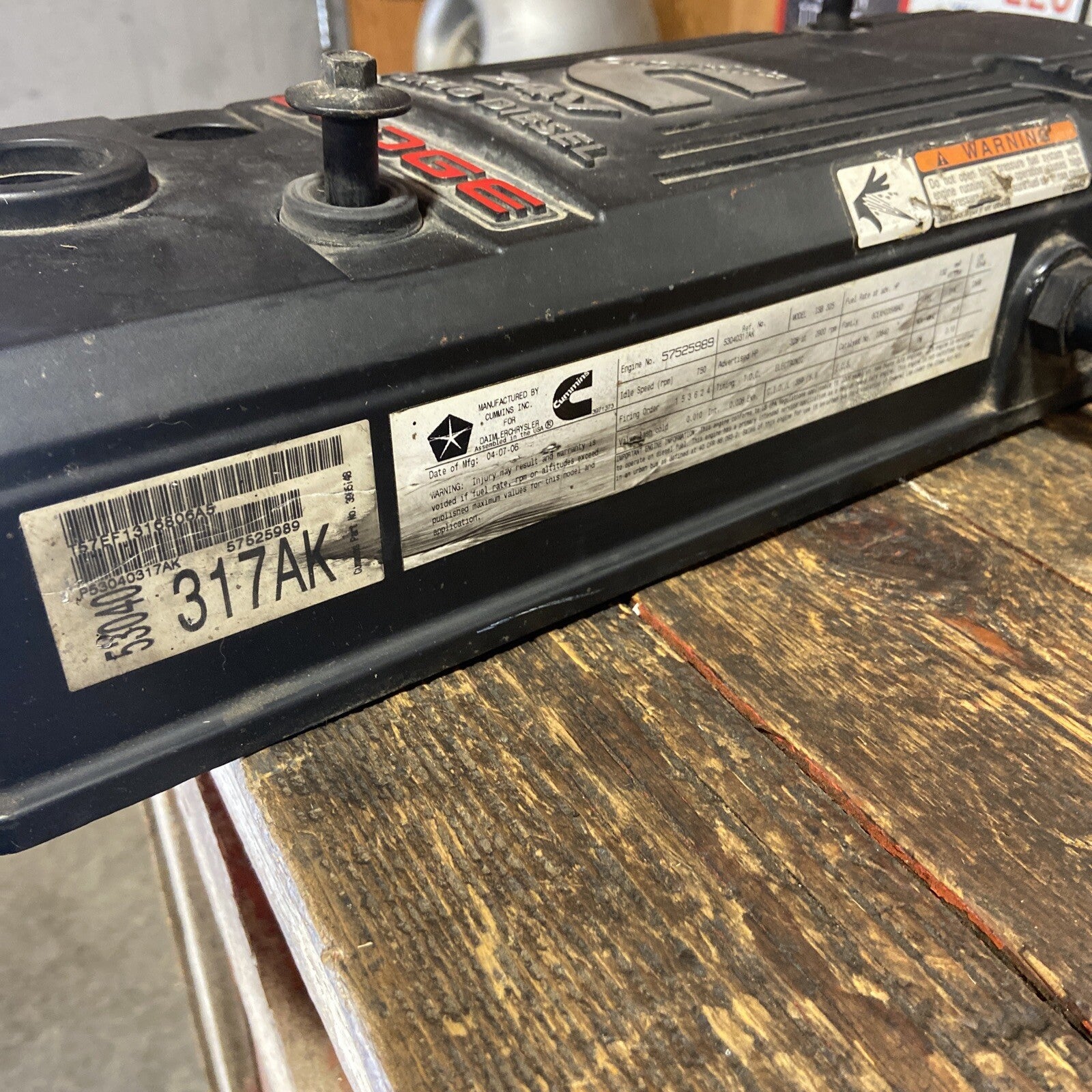 2006 2007 DODGE RAM 2500 3500 5.9L CUMMINS VALVE COVER PN 4931453