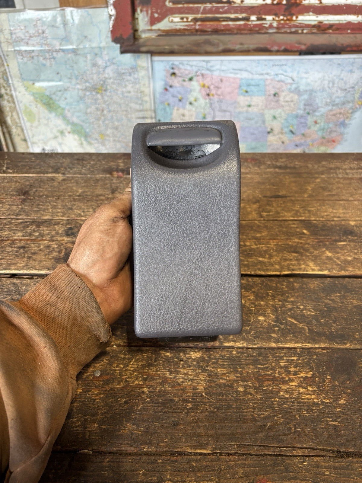 1998 1999 2000 2001 2002 DODGE RAM LIGHT MIST GREY ASH TRAY ASHTRAY