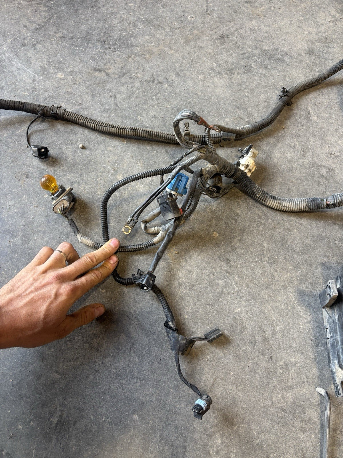 1998 DODGE RAM 2500 3500 12V 5.9L CUMMINS ENGINE BAY HARNESS 56045101AE