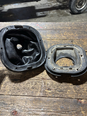 1994-1997 DODGE RAM 2500 3500 CUMMINS 2WD MANUAL TRANSMISSION SHIFTER BOOT SET