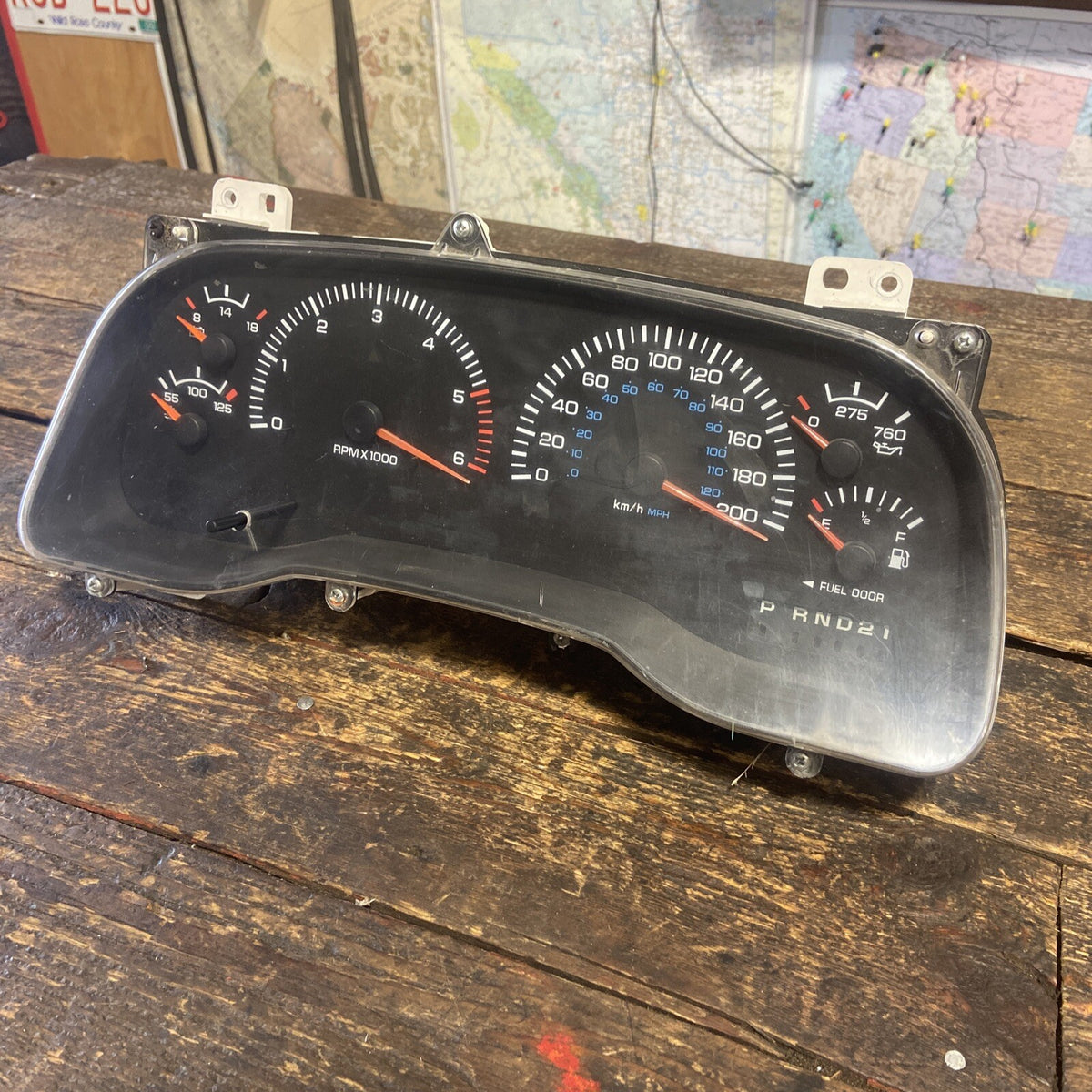 1999 2000 DODGE RAM 1500 2500 3500 GAS AUTO INSTRUMENT GAUGE CLUSTER 56020620
