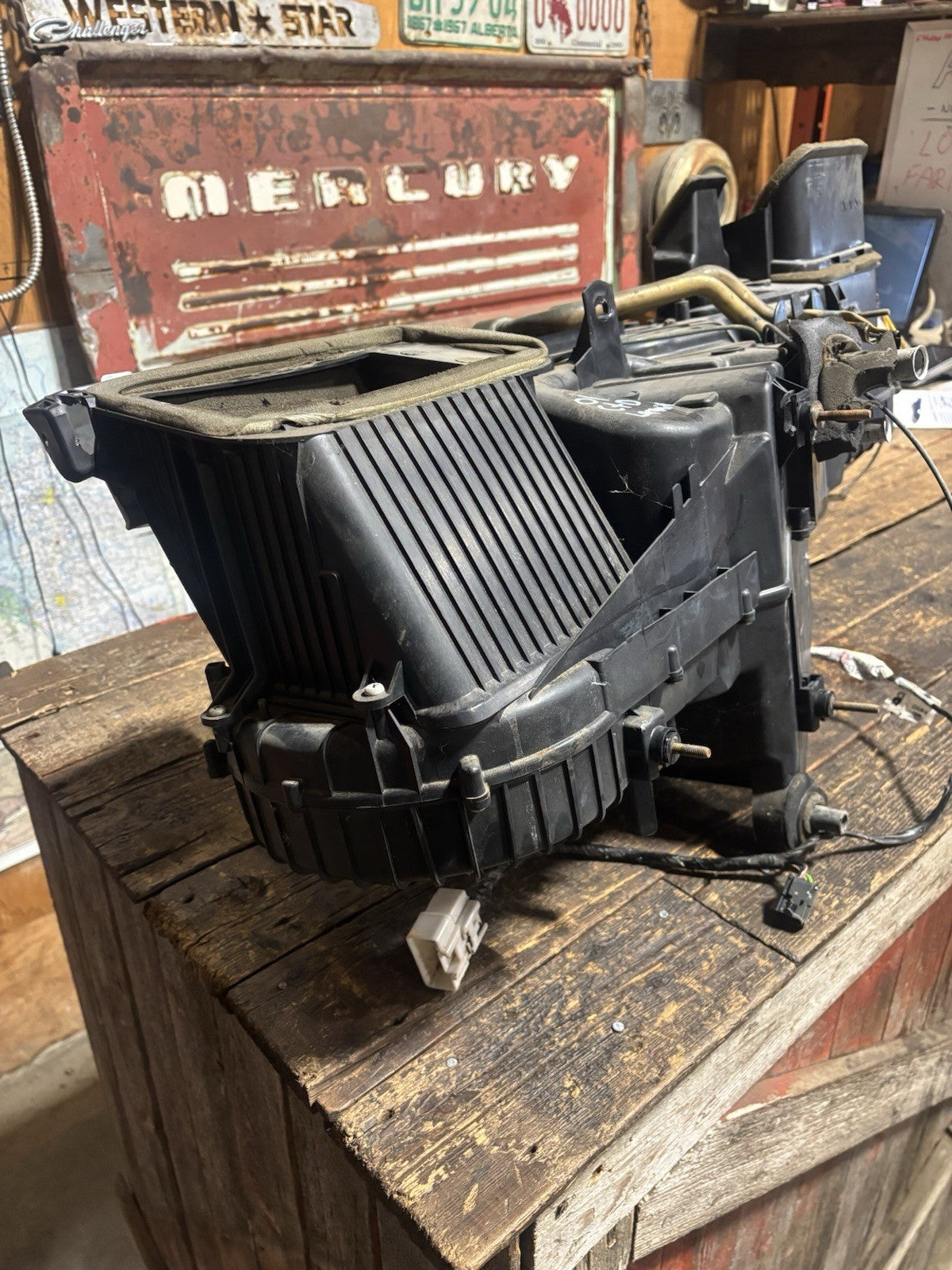 1999 - 2002 Dodge Ram 2500 3500 Cummins HVAC heater AC box 55055893AG