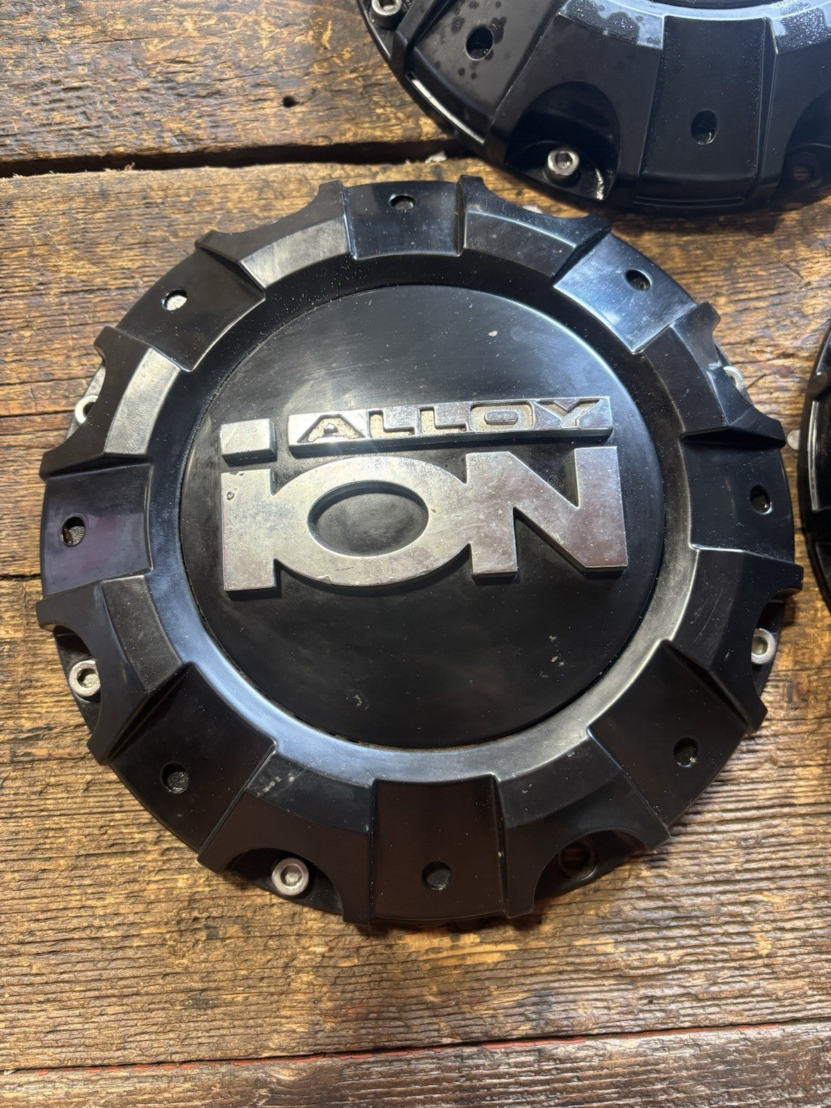 ION ALLOY WHEEL CENTER HUB CAPS X3 C-218-1 LG1212-21 C218-1-DOWN C1019402B