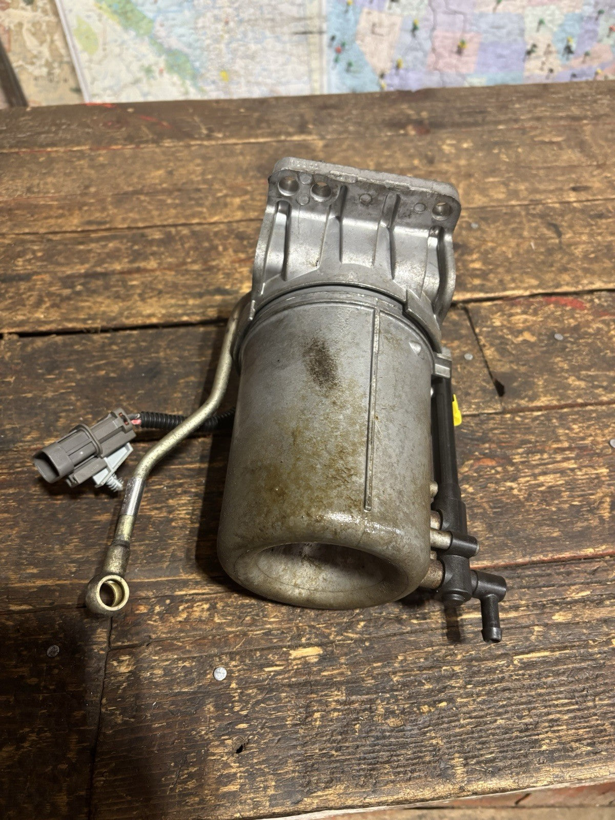 1998 1999 DODGE RAM 2500 3500 5.9L 24V CUMMINS FUEL FILTER HOUSING 3943976