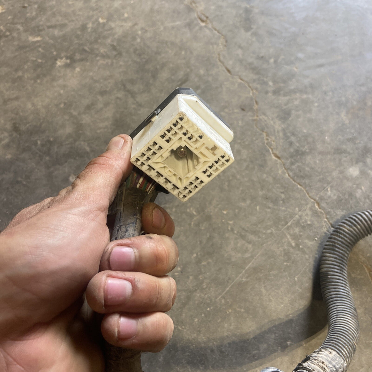 2001 2002 DODGE RAM 5.9L 24V CUMMINS PCM TRANSMISSION WIRING HARNESS 56045904AB