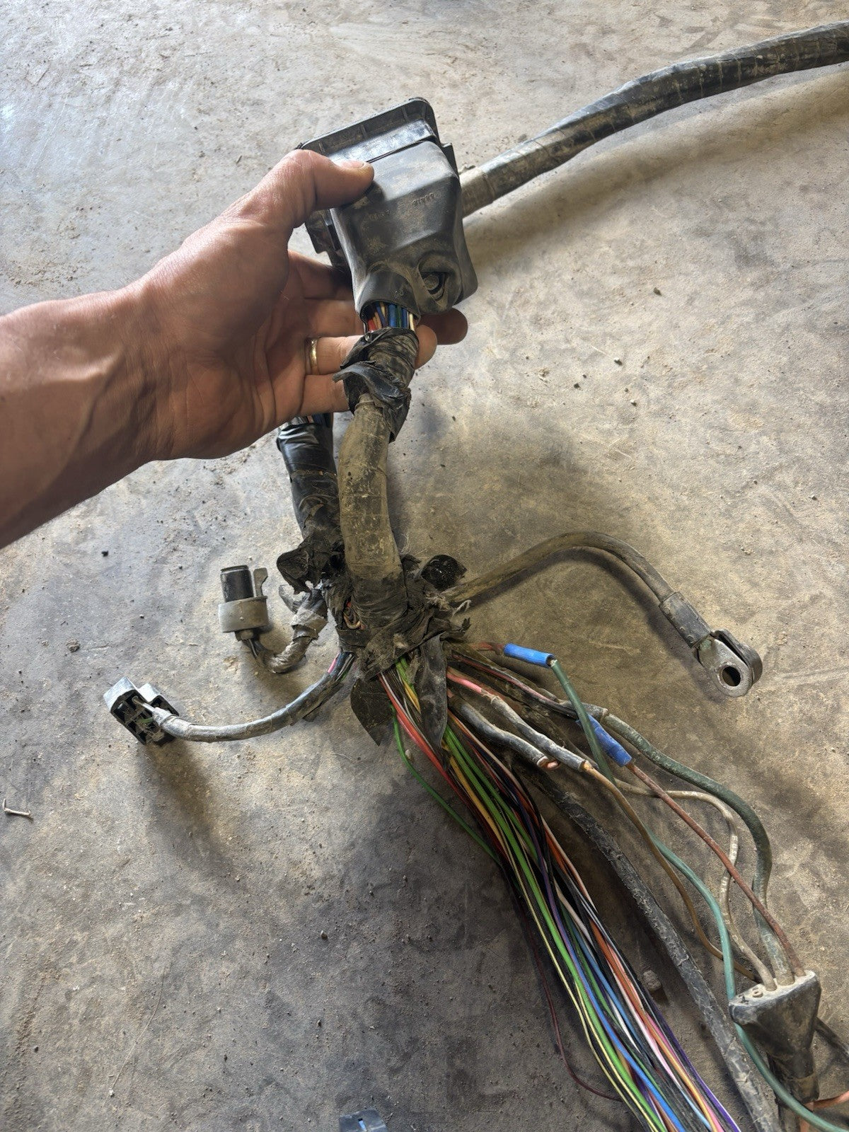 1991 .5 DODGE RAM 250 350 Intercooled CUMMINS ENGINE BAY WIRING HARNESS 56017330