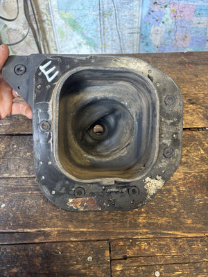 2002 - 2005 Dodge Ram 1500 2500 3500 Manual Inner Shifter Boot OEM 52107792