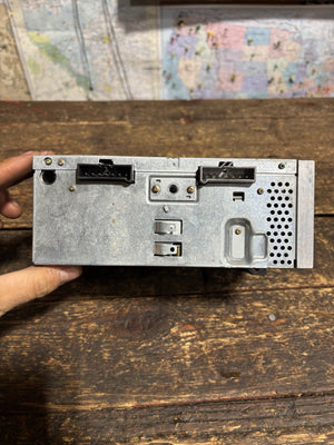 1994 - 2002 DODGE RAM 1500 2500 3500 OEM RADIO CD PLAYER P04704373