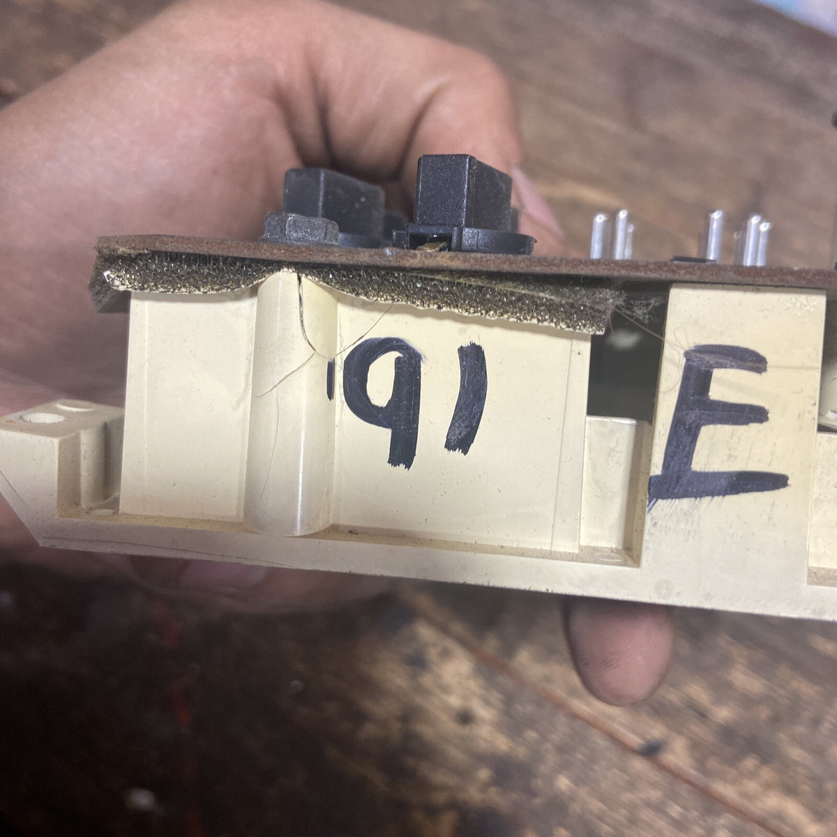 1990 - 1993 DODGE RAM 250 350 CUMMINS MESSAGE CENTER FOR DASH 4375912