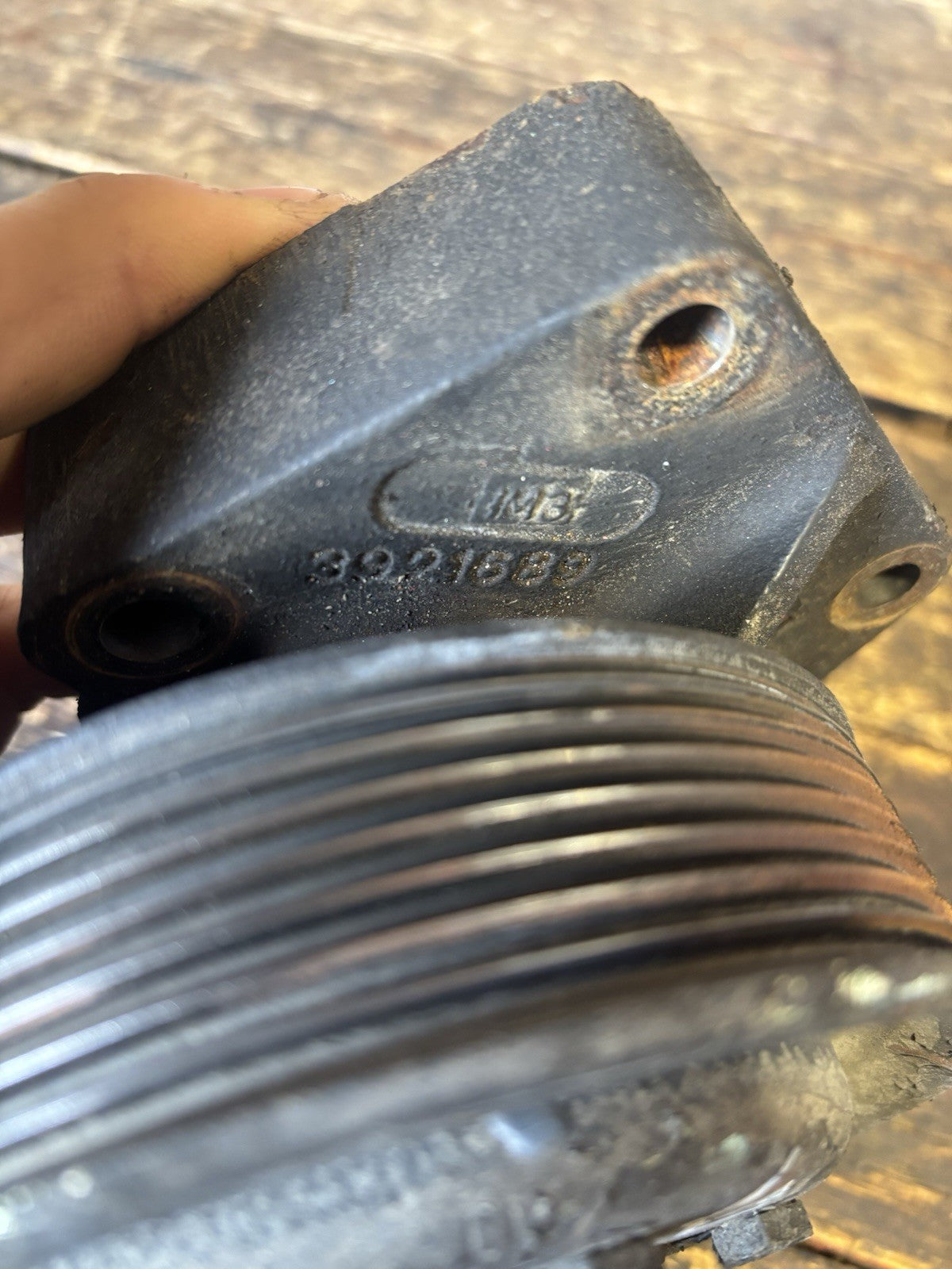 1991 .5 1992 1993 Dodge RAM 250 350 CUMMINS INTERCOOLED FAN HUB + PULLEY 3921689