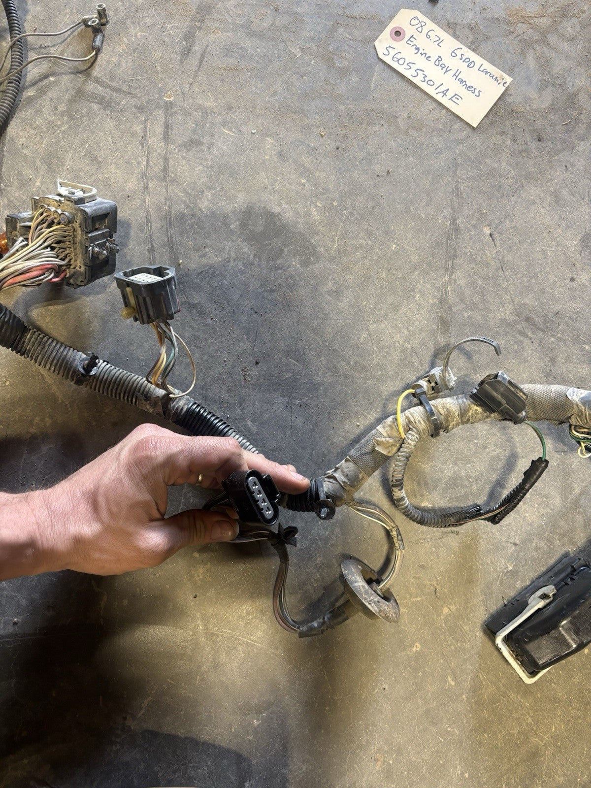 2008 DODGE RAM 2500 3500 6.7L CUMMINS 6spd G56 ENGINE BAY HARNESS 68035301ae