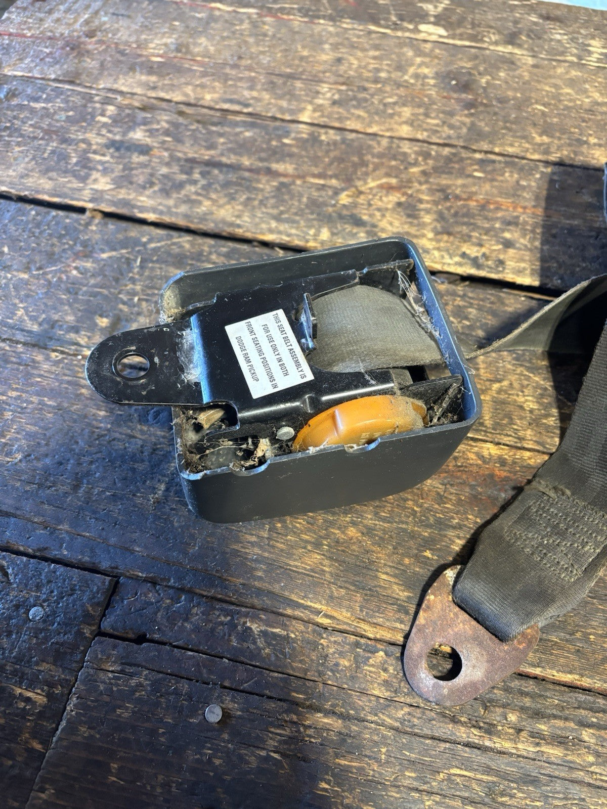 1989 - 1993 DODGE RAM 1ST GEN GREY DRIVER SEATBELT BELT