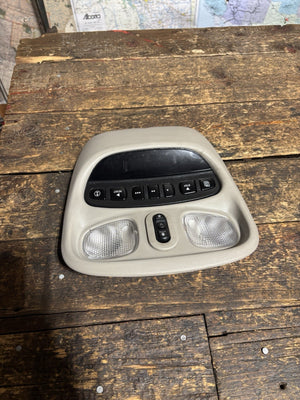 2006 2007 2008 2009 DODGE RAM OVERHEAD CONSOLE WITH SUNROOF CONTROLS 56046107aa