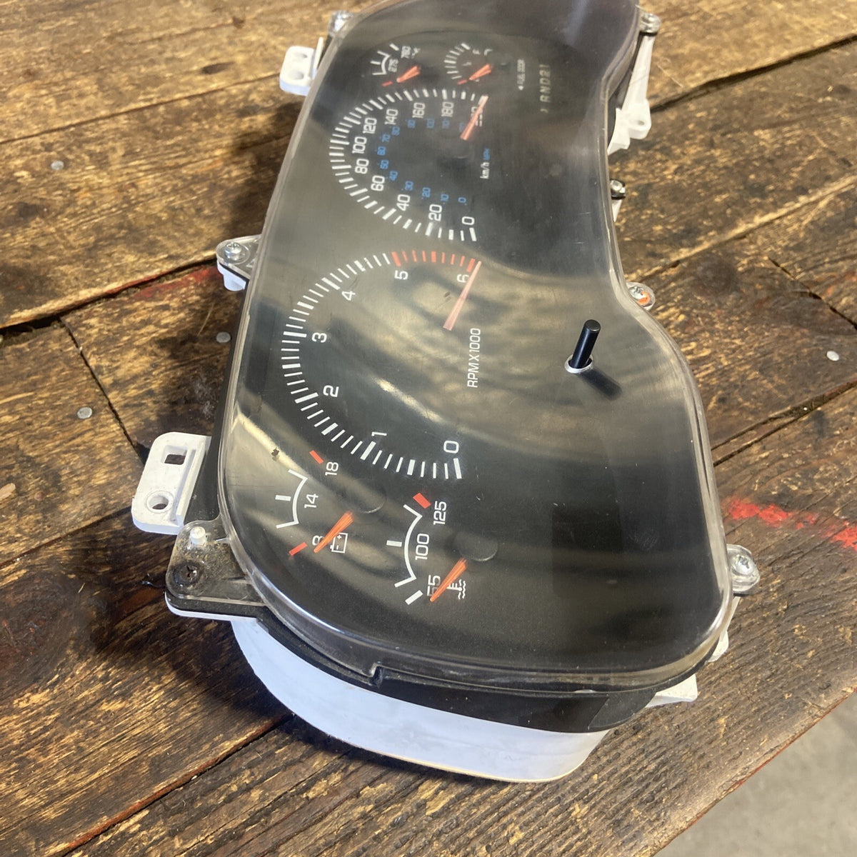 1999 2000 DODGE RAM 1500 2500 3500 GAS AUTO INSTRUMENT GAUGE CLUSTER 56020620
