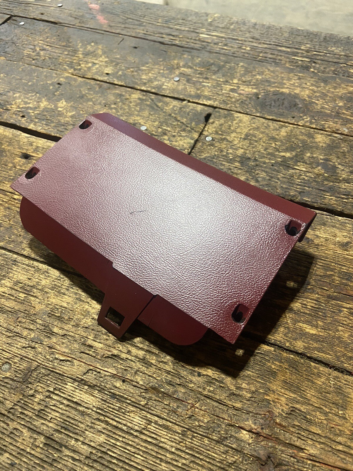 1989 - 1993 DODGE RAM 150 250 350 RED FUSEBOX HOLDER DASH TRIM 55025634