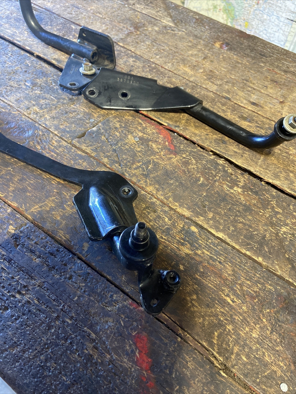 2004 .5 -2009 DODGE RAM 2500 3500 5.9L 6.7 CUMMINS ENGINE TO FAN SHROUD BRACKETS