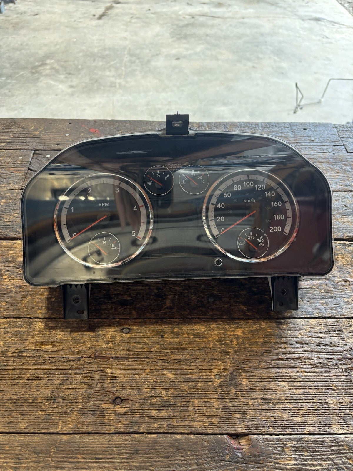 2010 2011 2012 DODGE RAM CUMMINS DIESEL INSTRUMENT GAUGE CLUSTER 05172209ah 370k