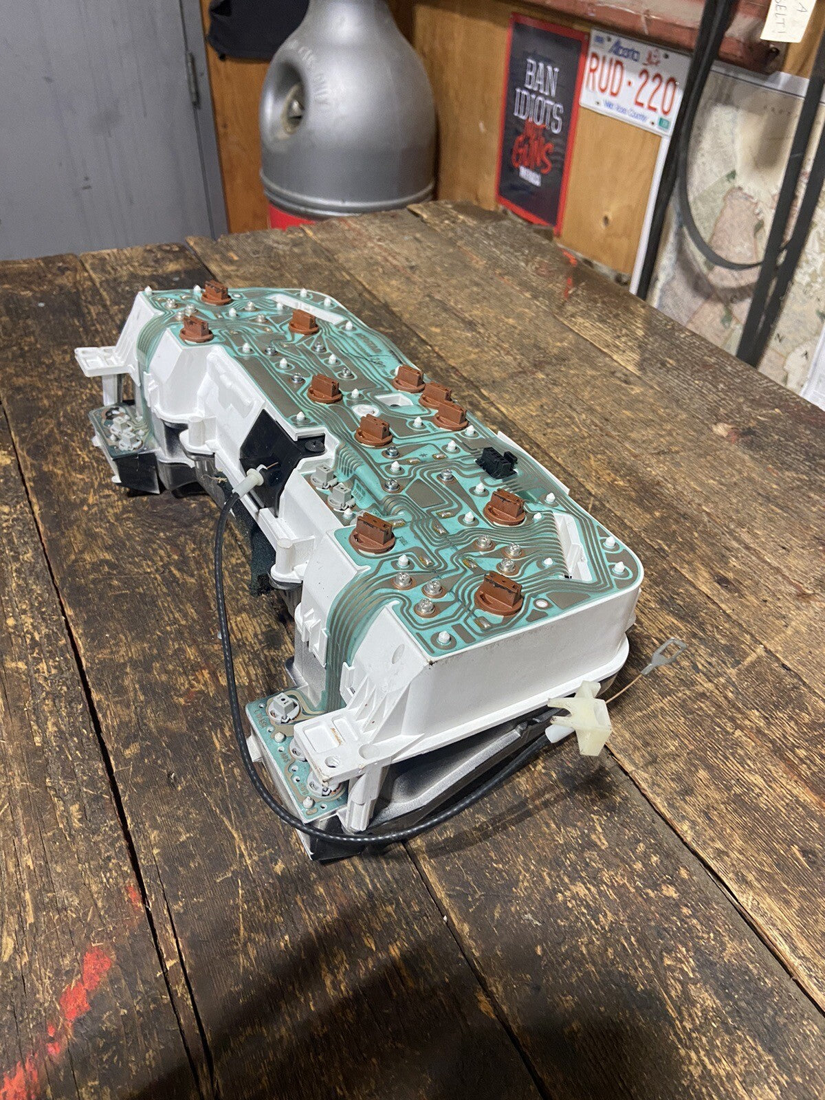 1994 - 1997 DODGE RAM 2500 3500 CUMMINS INSTRUMENT GAUGE CLUSTER 241KMS 56020114