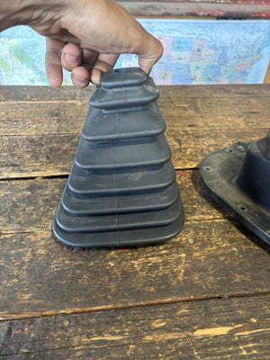 1998 - 2002 2NDGEN DODGE RAM MANUAL TRANSMISSION SHIFT SHIFTER BOOT SET 52107613