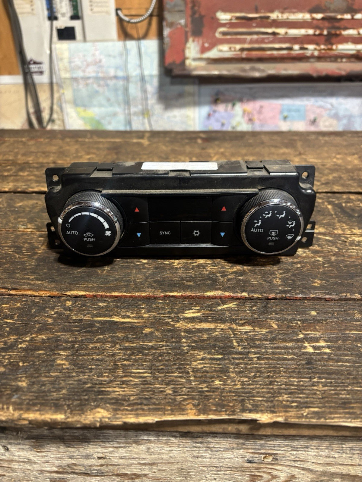 2010 2011 2012 RAM DUAL CLIMATE TEMPERATURE CONTROL 55111291Ac