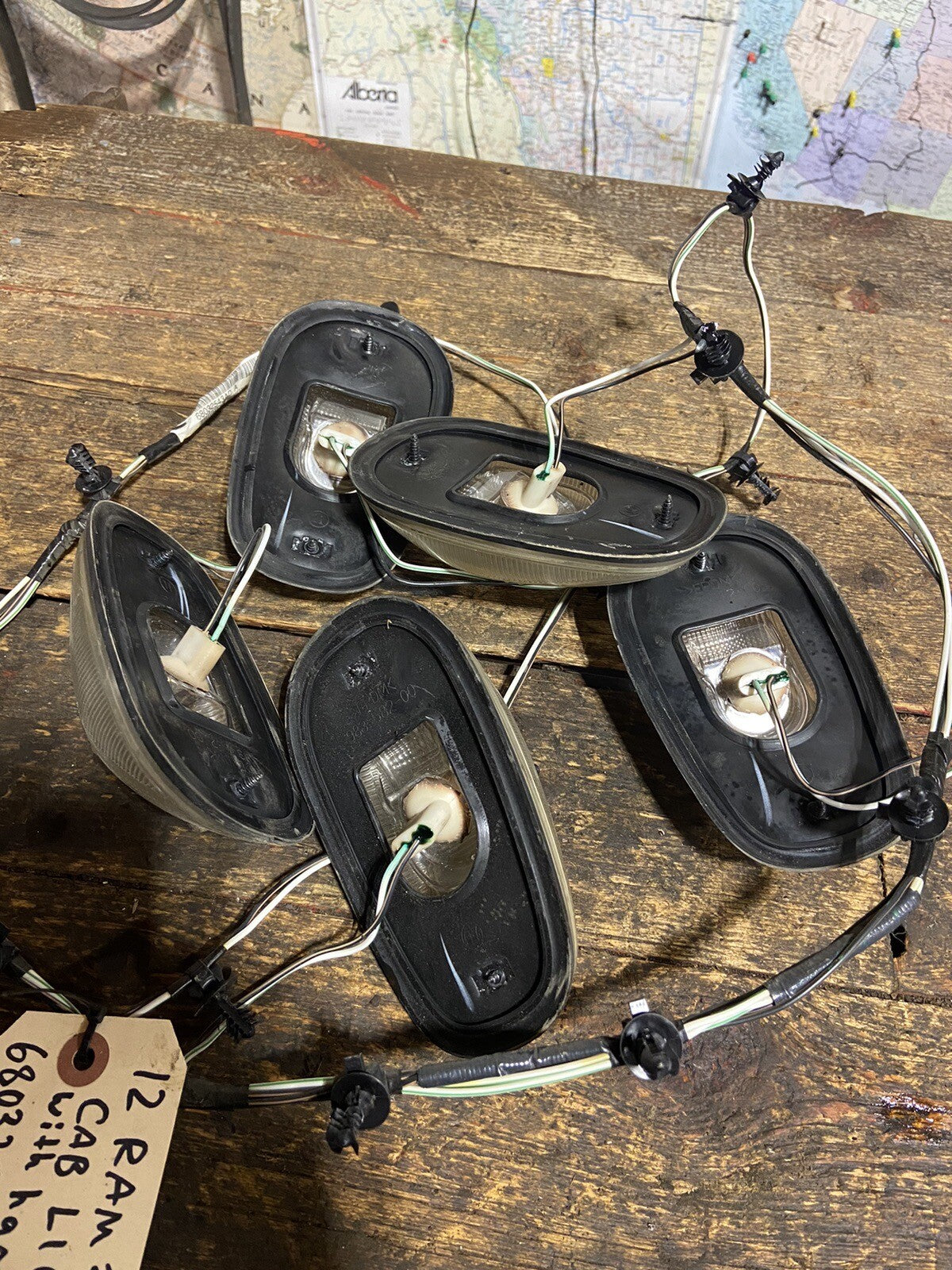 2010 - 2012 DODGE RAM 2500 3500 CAB CLEARANCE LIGHT SET WITH HARNESS 68032543AD