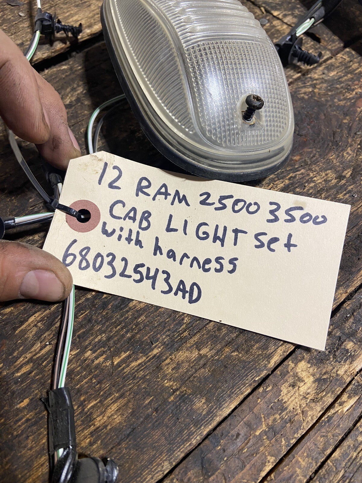 2010 - 2012 DODGE RAM 2500 3500 CAB CLEARANCE LIGHT SET WITH HARNESS 68032543AD