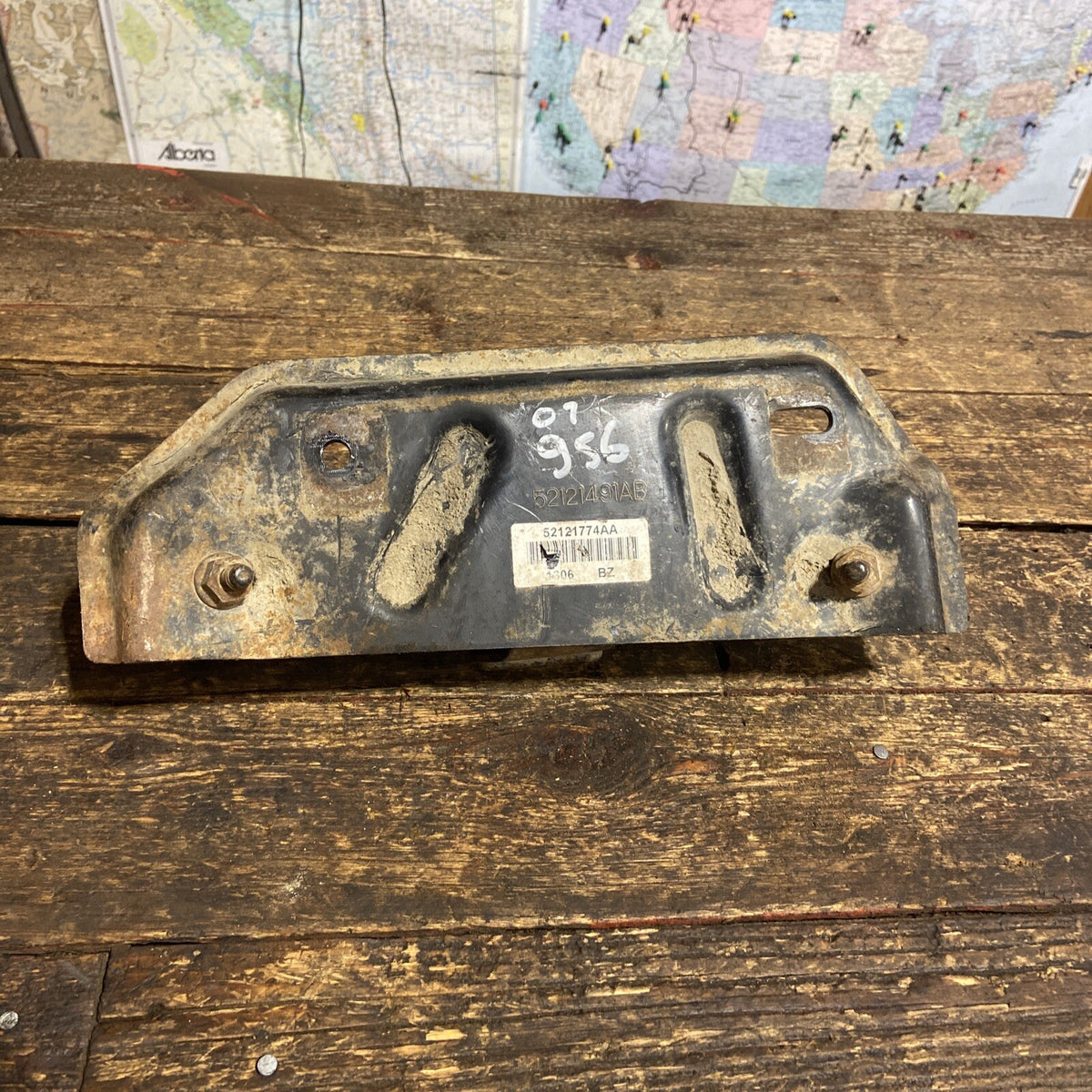 2004 - 2012 DODGE RAM 2500 3500 CUMMINS G56 MANUAL TRANSMISSION MOUNT 52121491AC