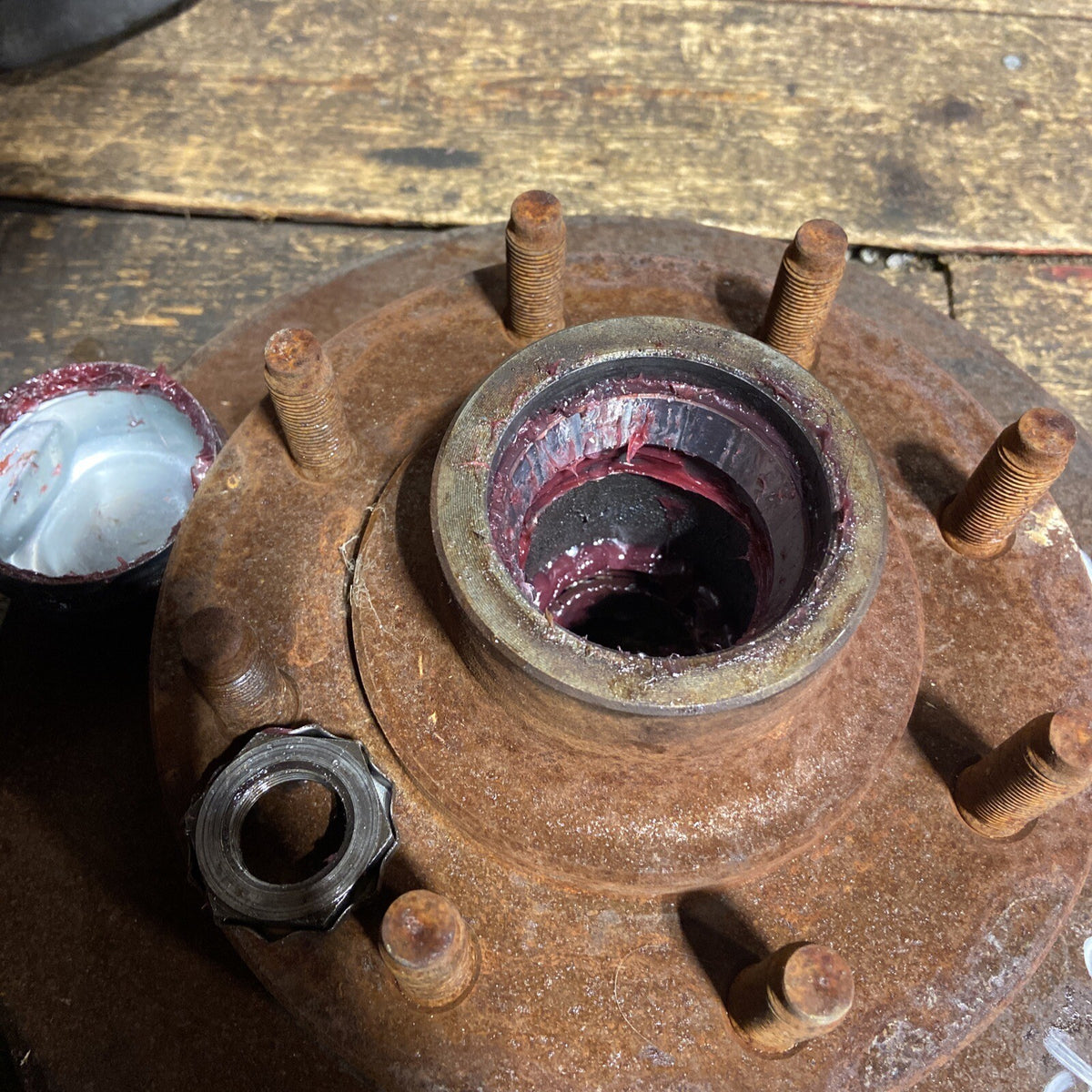 1994 - 1998 Dodge Ram 2500 Cummins Two Wheel Drive Front Hub /Rotor Assembly