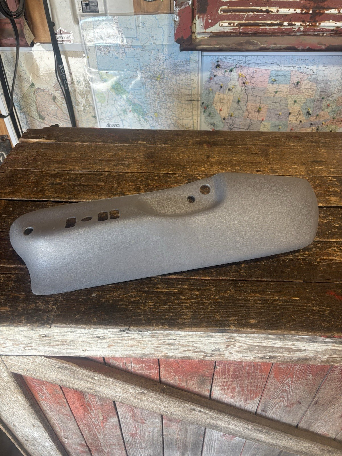 1998-2002 DODGE RAM 1500 2500 3500 DRIVER POWER SEAT SIDE PANEL LIGHT GREY