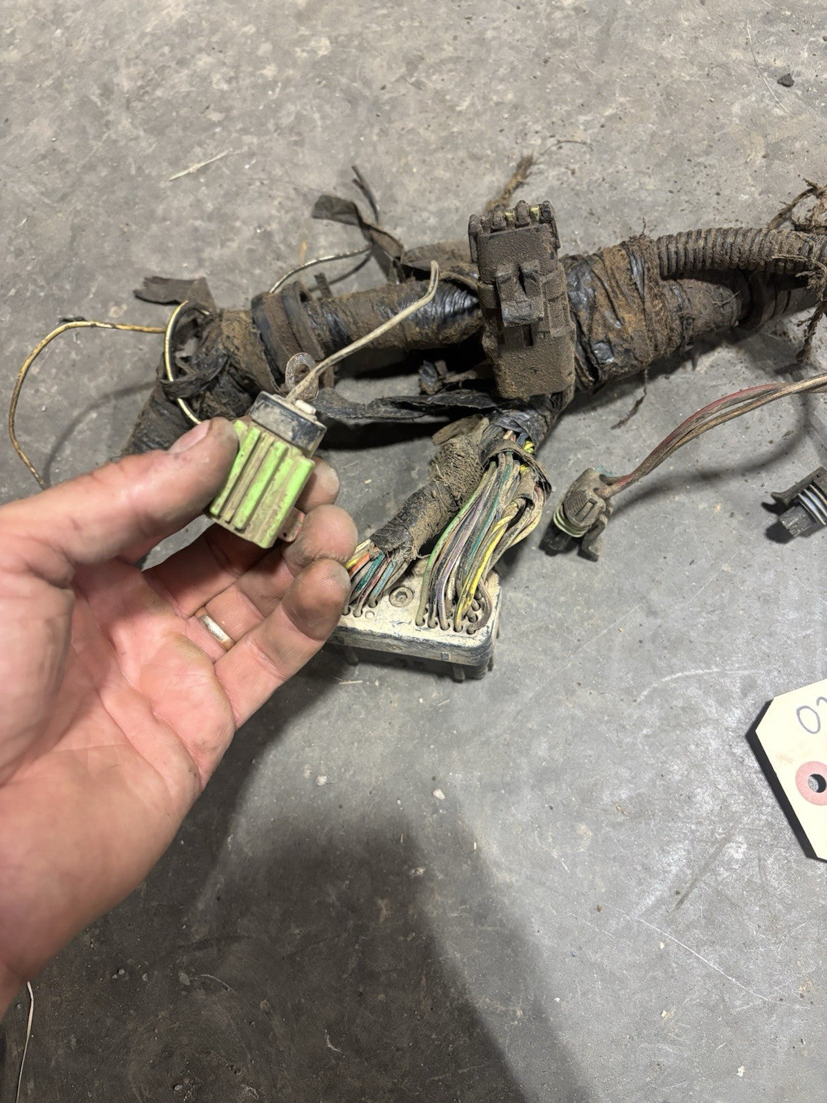 2002 DODGE RAM 2500 3500 CUMMINS MANUAL COMPLETE ENGINE WIRING HARNESS 3949898