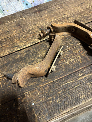 89-93 DODGE RAM 250/350 1ST GEN 4X4 FRONT DANA 60 SHOCK BRACKET MOUNTS