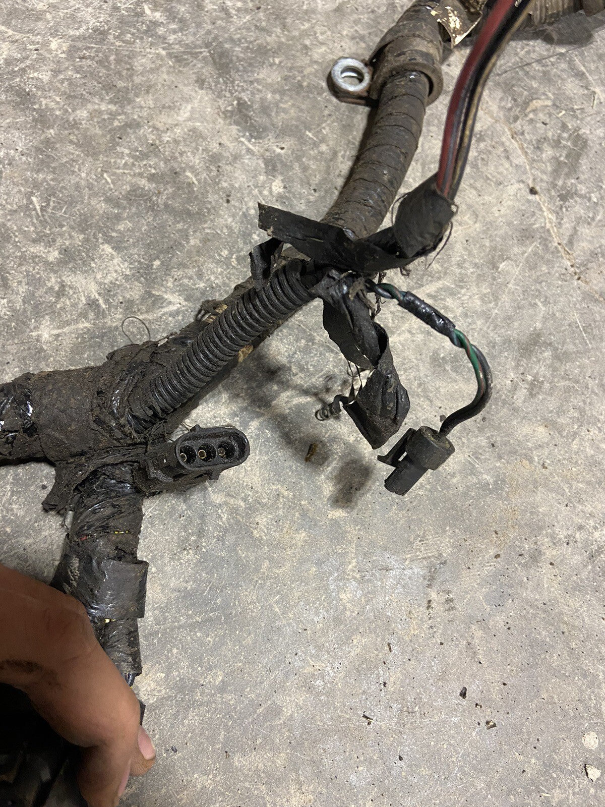 2001 DODGE RAM 2500 3500 CUMMINS ENGINE +PCM-STD TRANS HARNESS 3947682, 56045904