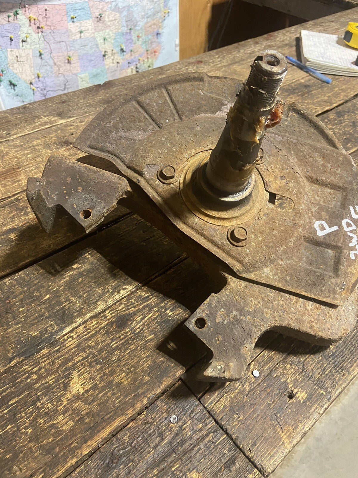 1994 - 1998 DODGE RAM 2500 CUMMINS 2WD STEERING KNUCKLE SPINDLE PASSENGER SIDE