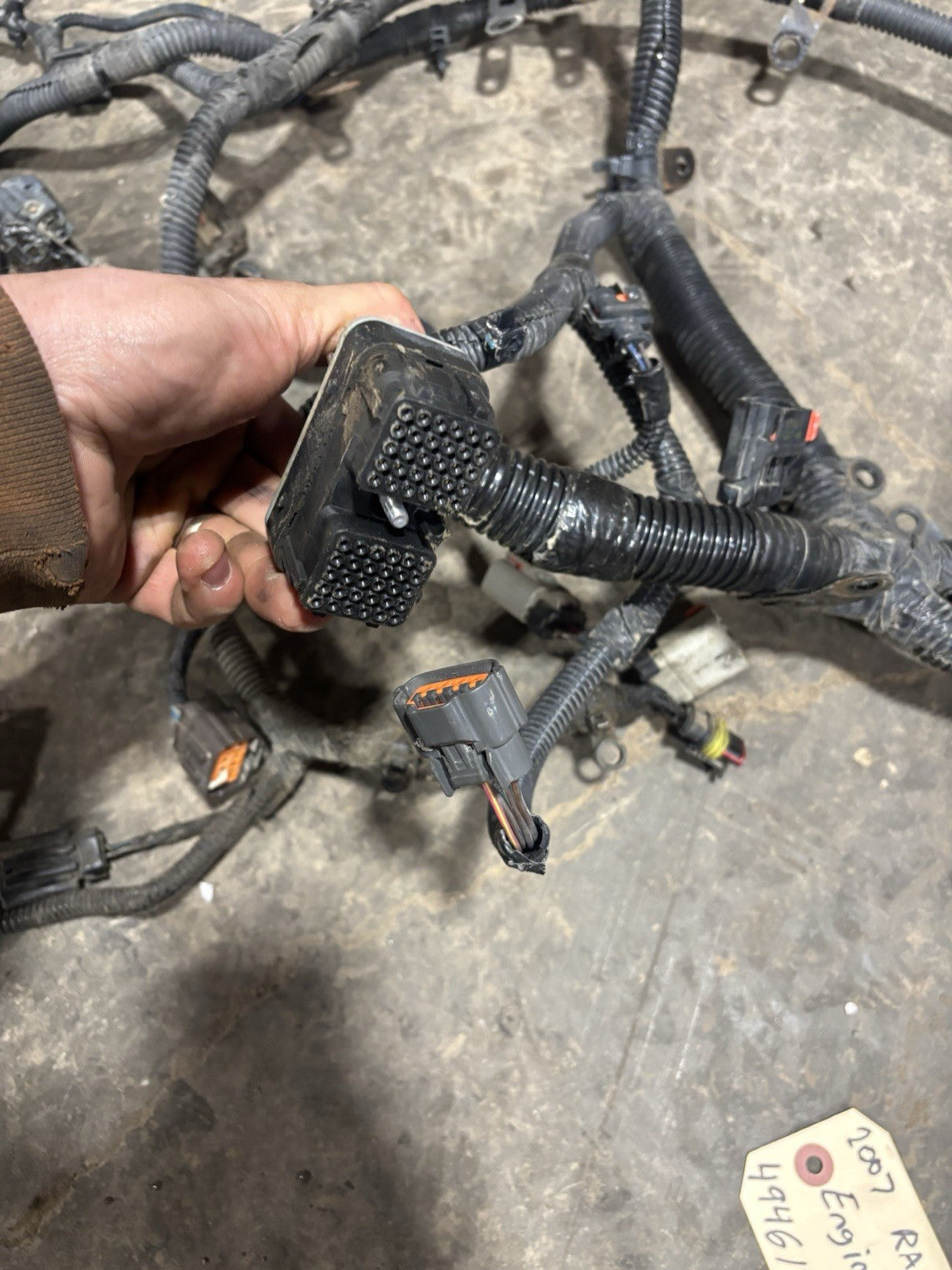 2007 .5 DODGE RAM 6.7L AUTOMATIC COMPLETE ENGINE HARNESS PN 4946123 4945369