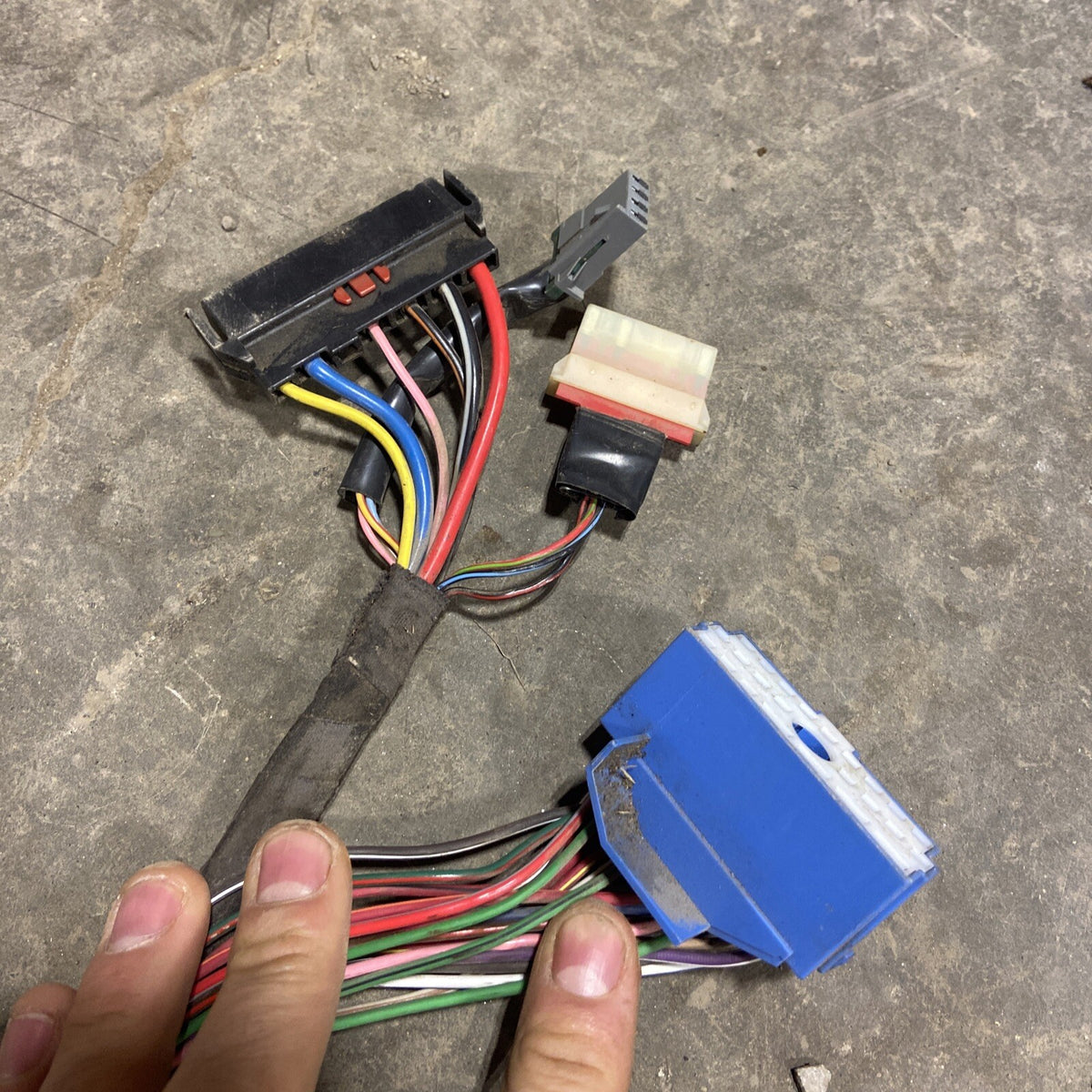 1998 DODGE RAM 2500 3500 12V/ 24V CUMMINS MANUAL DASH HARNESS 56020481AC