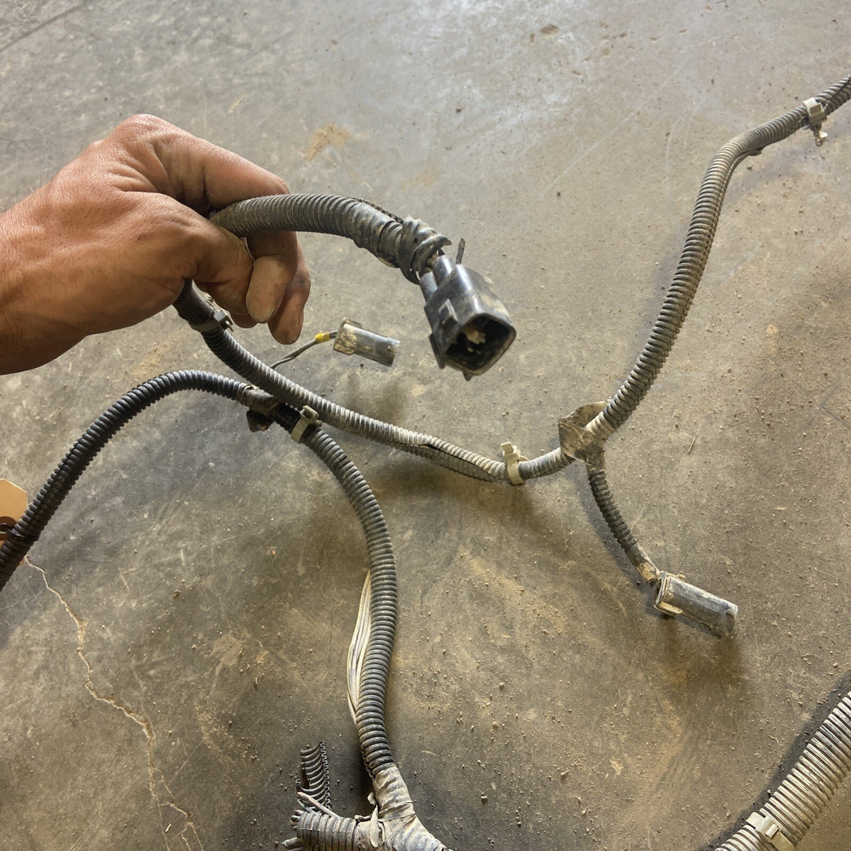 2001 2002 Dodge Ram 2500/3500 Frame Wiring Harness Ext SB Or Ext Lb 56045518AD