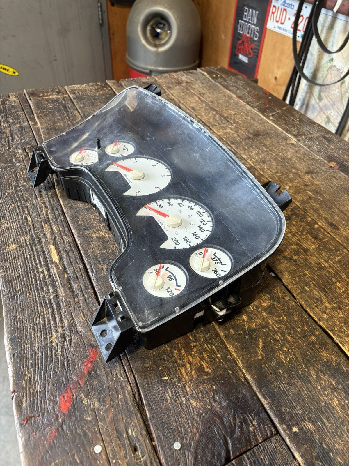 2006 2007 DODGE RAM 2500 3500 5.9L CUMMINS MANUAL GAUGE CLUSTER 390km P05172051