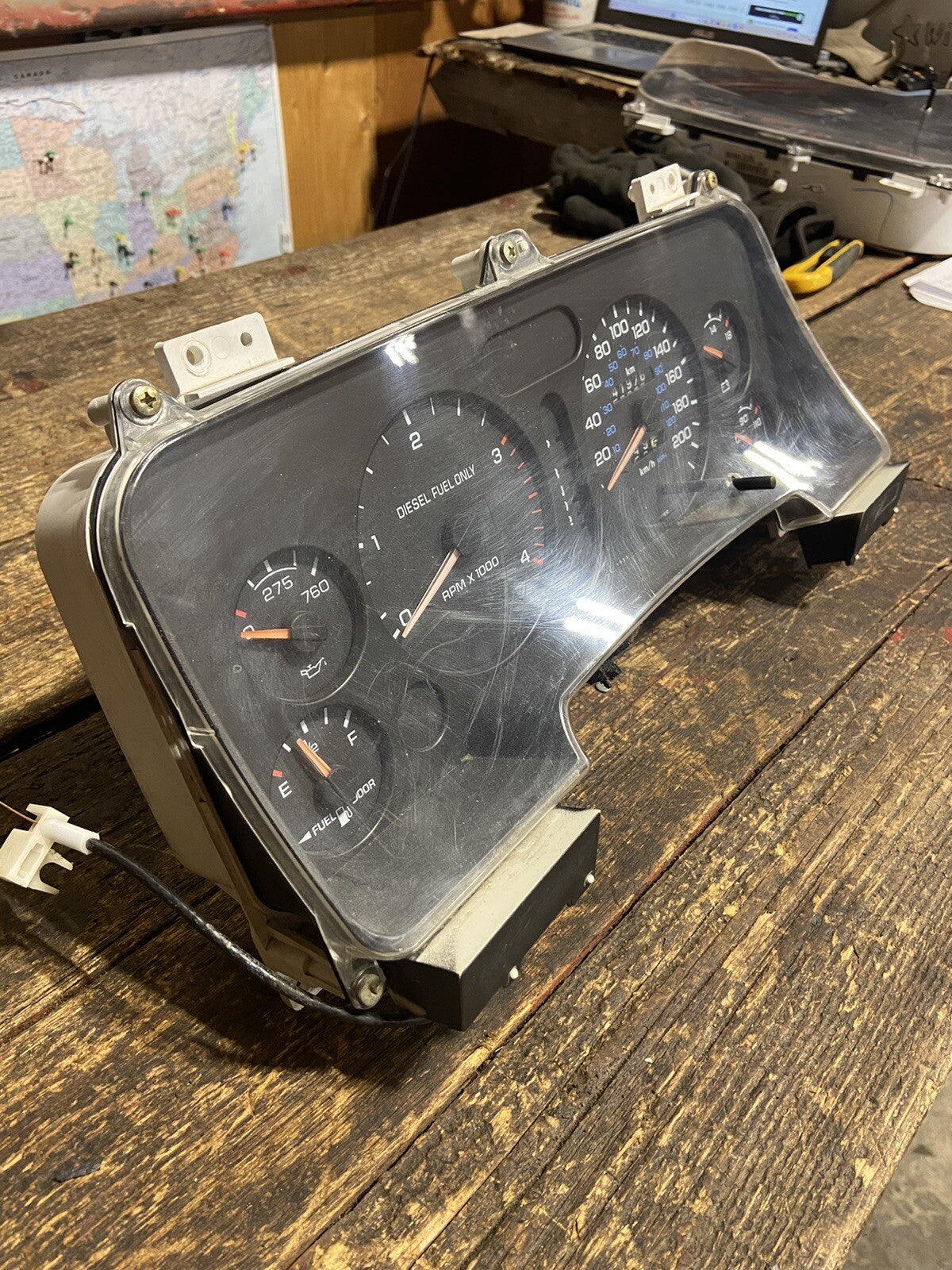 1994 - 1997 DODGE RAM 2500 3500 CUMMINS INSTRUMENT GAUGE CLUSTER 241KMS 56020114