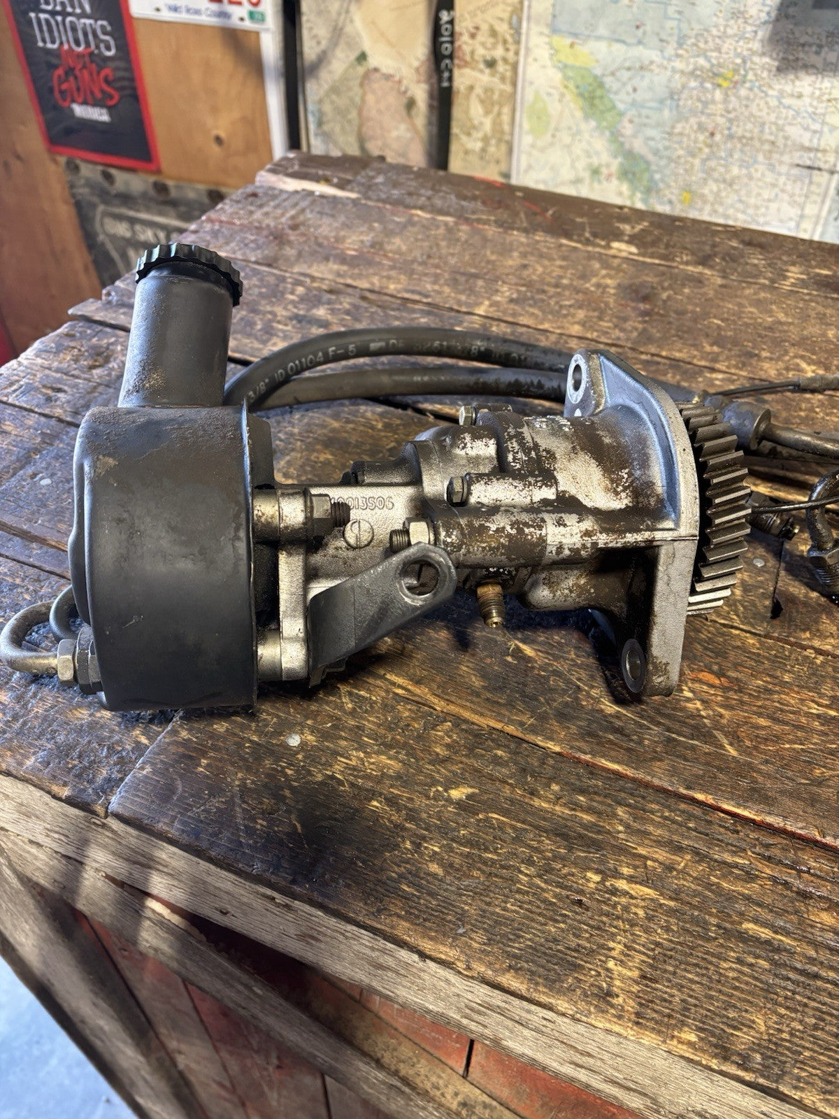 1994 - 1996 DODGE RAM 2500 3500 5.9L CUMMINS POWERSTEERING VACUUM PUMP ASSEMBLY