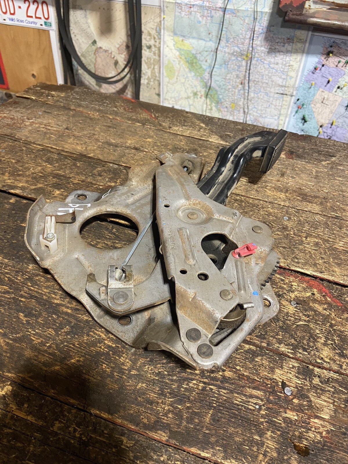 2010 - 2012 DODGE RAM 2500 3500 CUMMINS EBRAKE EMERGENCY BRAKE PEDAL 52010176AG