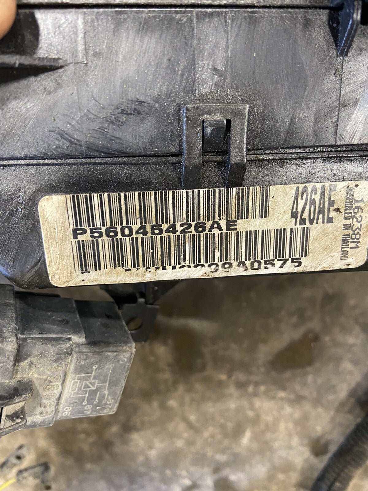 2000 DODGE RAM 2500 3500 CUMMINS ENGINE BAY FUSEBOX WIRING HARNESS PN 56045426AE