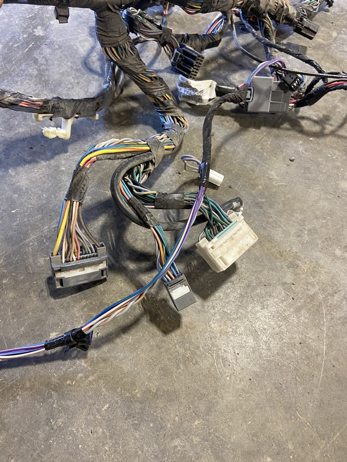 2010 DODGE RAM 2500 3500 CUMMINS LARAMIE AUTOMATI DASH WIRING HARNESS 68047007AD