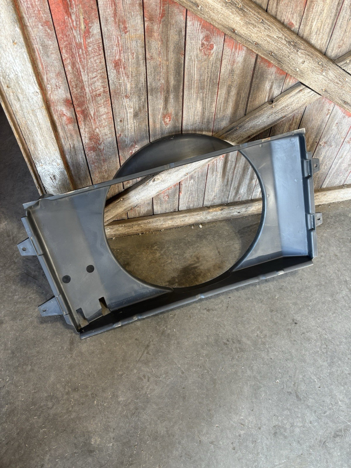 OEM 1994 - 2002 DODGE RAM 2500 3500 V10 8.0L FAN RADIATOR RAD SHROUD 52006486