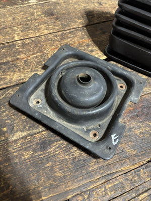 1989 - 1993 DODGE RAM 1ST GEN CUMMINS OEM SHIFT SHIFTER BOOT SET