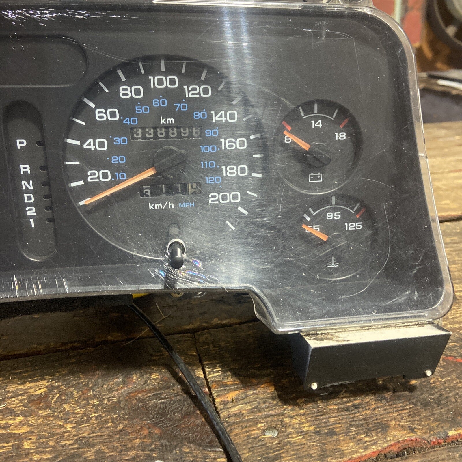 1994 1995 1996 1997 DODGE RAM 2500 3500 GAS INSTRUMENT GAUGE CLUSTER 56020112