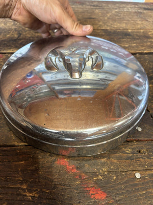 2003 - 2012 DODGE RAM 3500 DUALLY FRONT HUB CENTER CAP 52106876